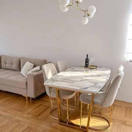 Apartamento Goldea *